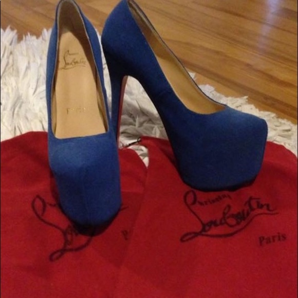 Christian Louboutin Pumps - Picture 2 of 3